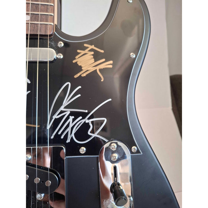 Deftones Chi Cheng Chino Moreno Stephen Carpenter Frank Delgado  authentic Fender telecaster full size electric guitar signed with proof