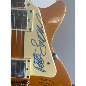 Stevie Nicks Pete Green Lindsay Buckingham John and Christy McVie make Fleetwood Fleetwood Mac Gold Les Paul signed with proof
