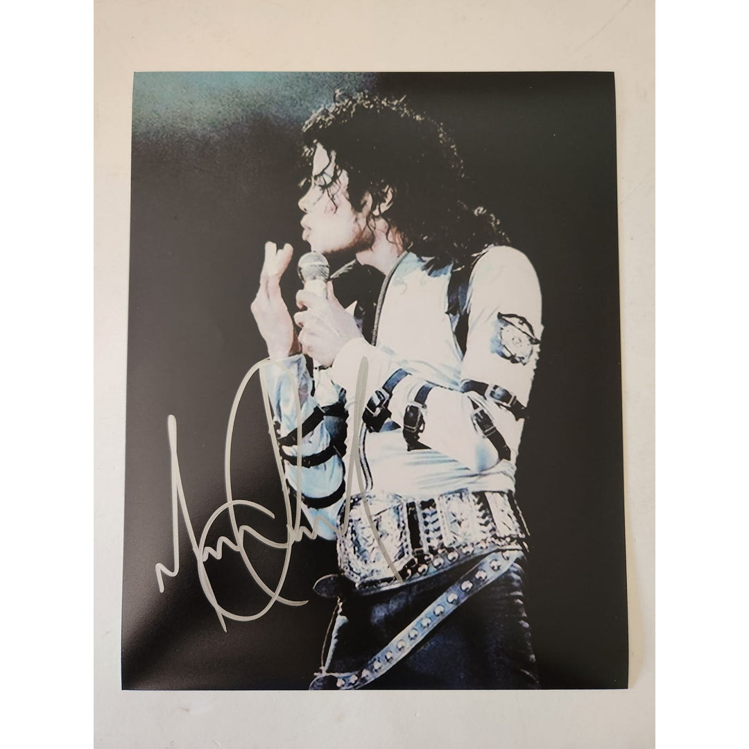 Michael Jackson the King of Pop 8x10 photo signed with proof