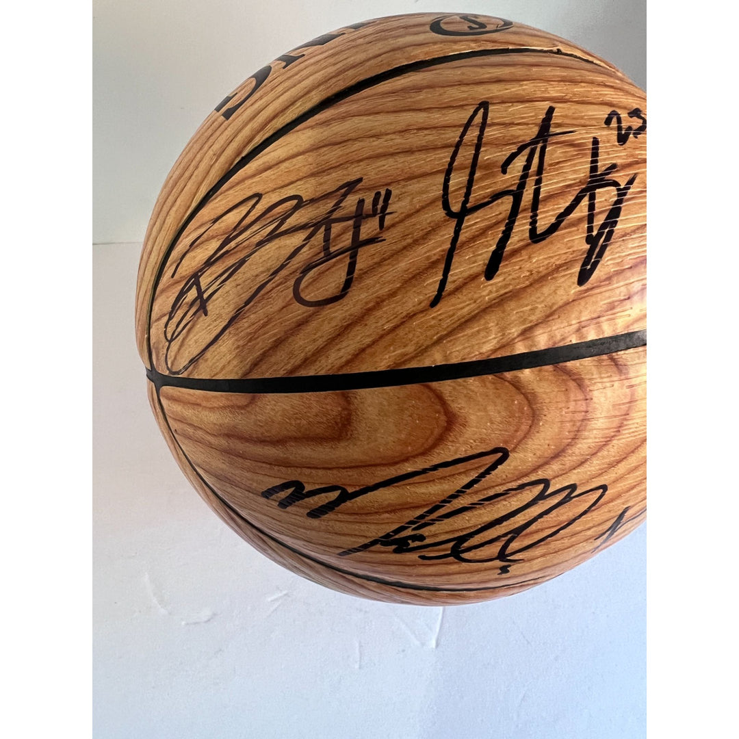 Milwaukee Bucks NBA champions team signed basketball with proof