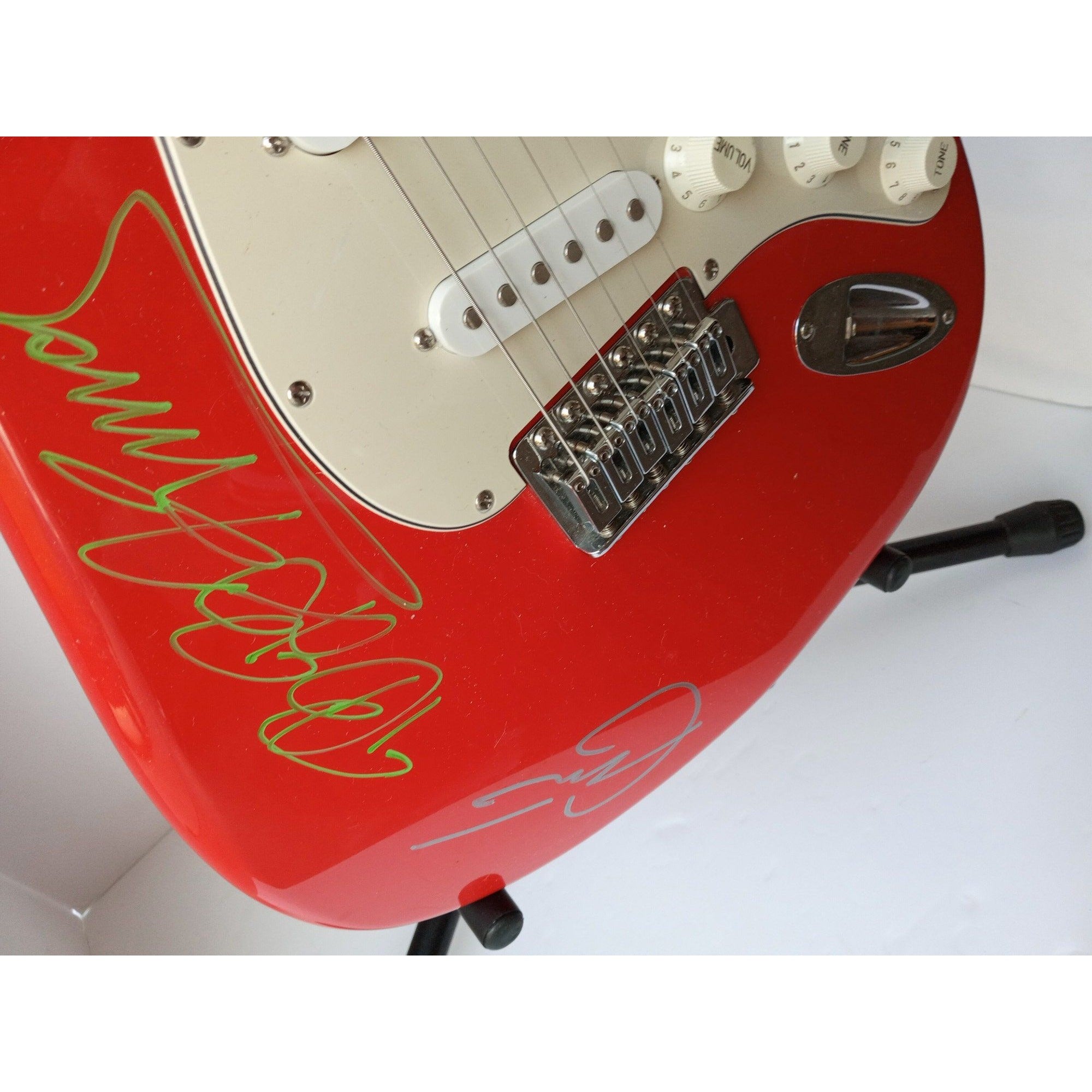 Eric Clapton, Chuck Berry, Bo Diddley, B.B. King, Fender electric guitar signed with proof