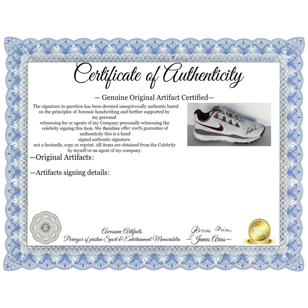 Tiger Woods "The GOAT" Nike Golf shoe signed with proof unique & rare size/11