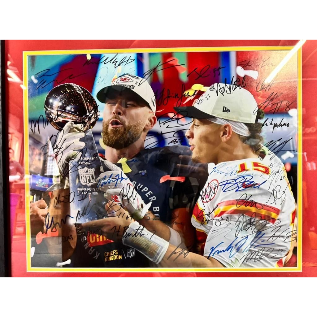 Patrick Mahomes Travis Kelce 2022-2023 16x20 photo framed and signed whit proof