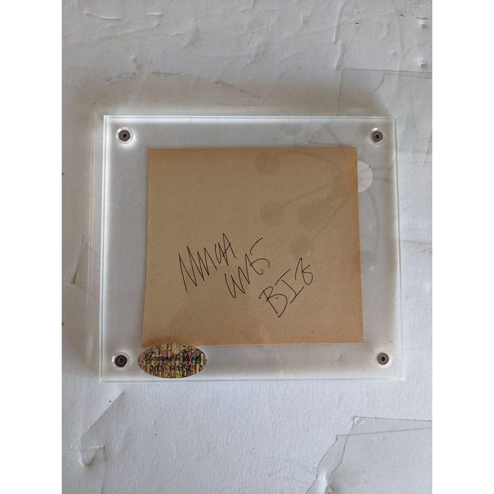Christopher Wallace "Notorious B.I.G" vintage autograph page signed with proof
