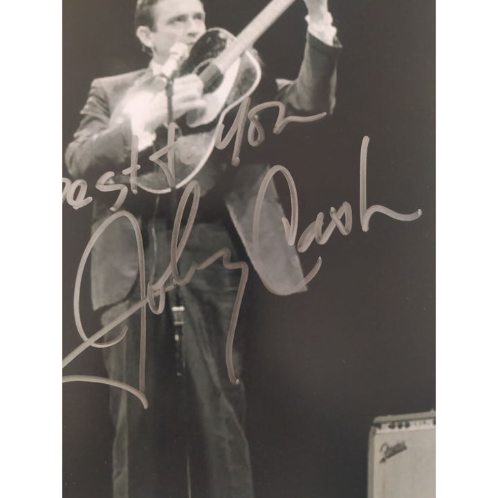 Johnny Cash "The Man In Black " 5x7 photo signed with proof