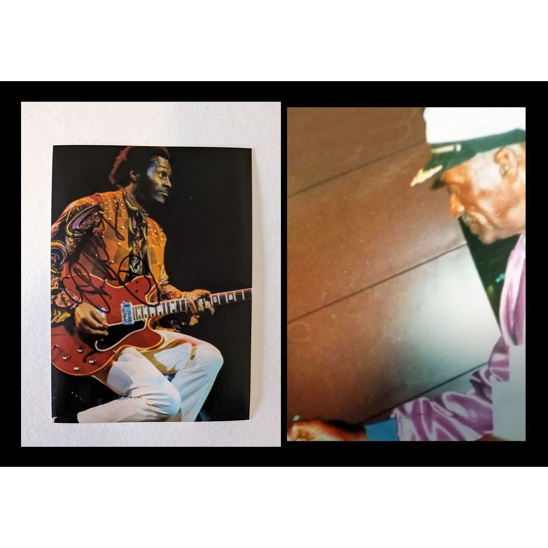 Chuck Berry 5x7 photograph signed with proof