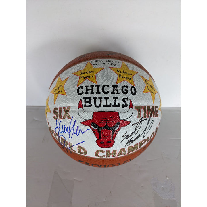 Chicago Bulls NBA Spalding basketball #46 of 500 commemorative / limited edition with 13 signed Michael Jordan, Phil Jackson with proof