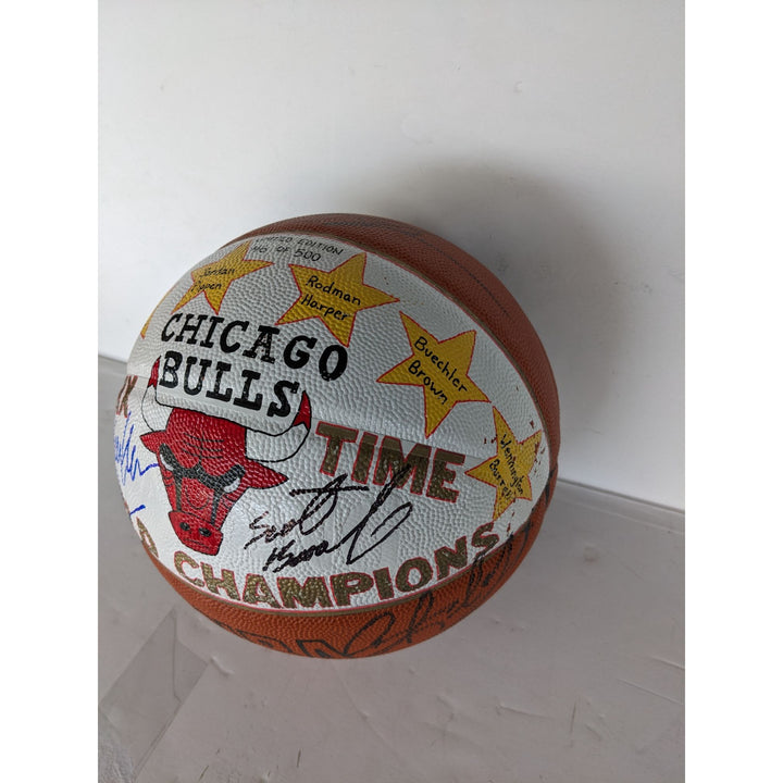 Chicago Bulls NBA Spalding basketball #46 of 500 commemorative / limited edition with 13 signed Michael Jordan, Phil Jackson with proof