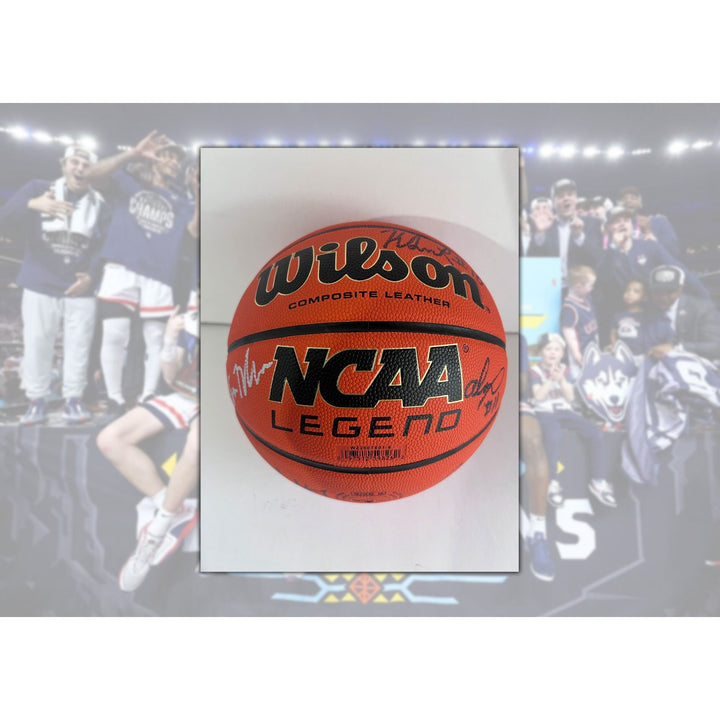 University of Connecticut men's NCAA basketball national champions team signed Wilson full size basketball