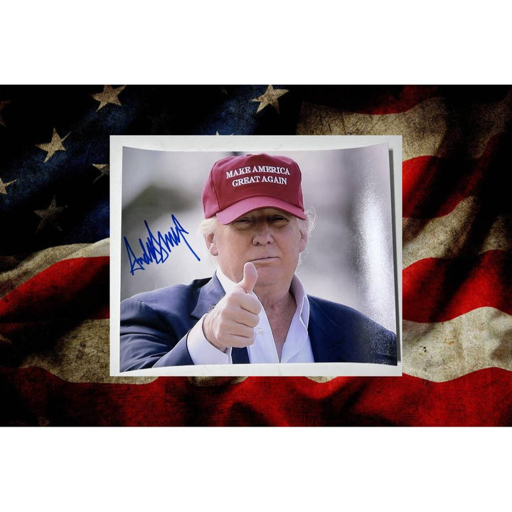 President Donald Trump 8 x 10 photo signed with proof