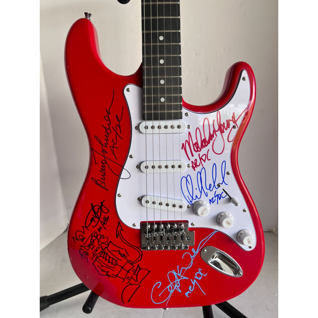 ACDC Angus & Malcolm Young Brian Johnson Cliff Williams Phil Rudd stratocaster Electric Guitar signed with proof