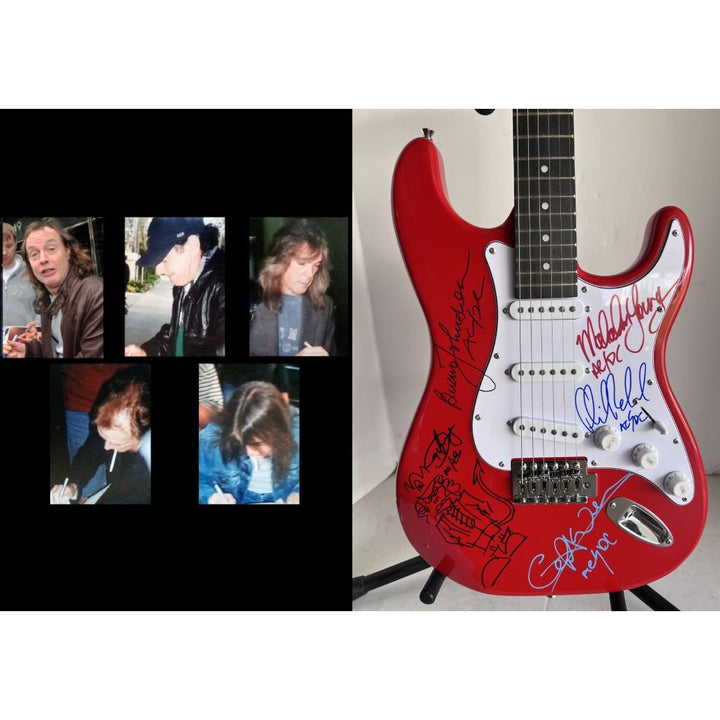 ACDC Angus & Malcolm Young Brian Johnson Cliff Williams Phil Rudd stratocaster Electric Guitar signed with proof