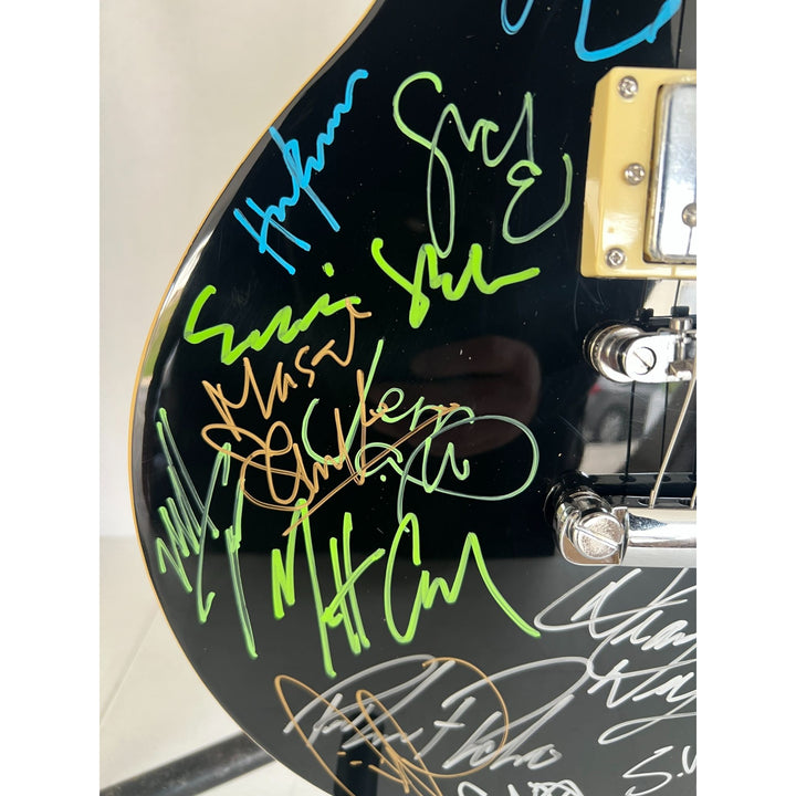 Grunge Legends Pearl Jam Sound Garden, STP, Alice in Chains Les Paul electric guitar signed with proof