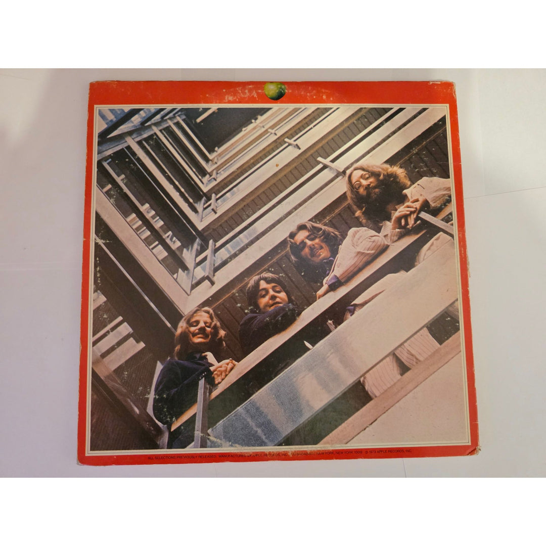 The Beatles "The Beatles/1962-1966" LP signed with proof.