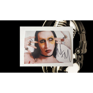Marilyn Manson 5x7 photo signed with proof
