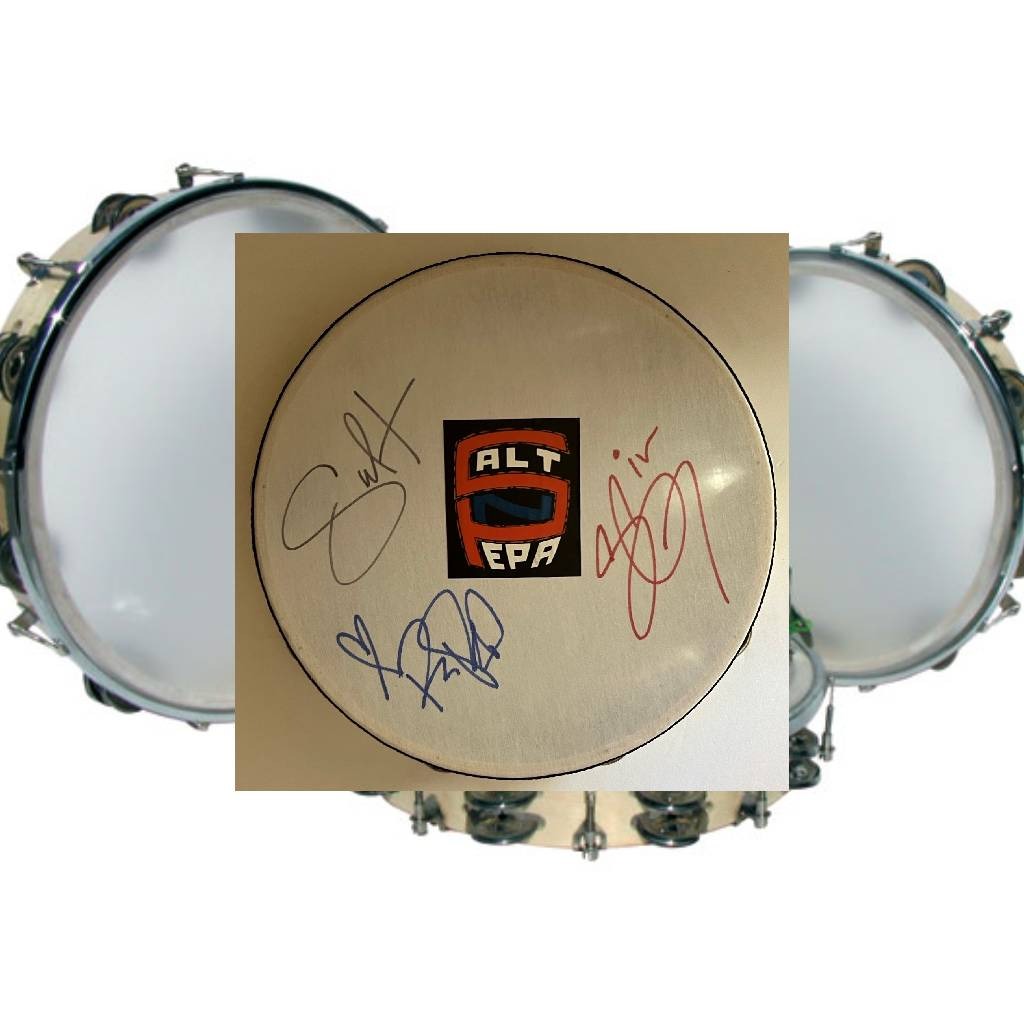 Salt-N- Peppa Sandra Denton Cheryl James DJ Spinderella 14 inch tambourine signed with proof