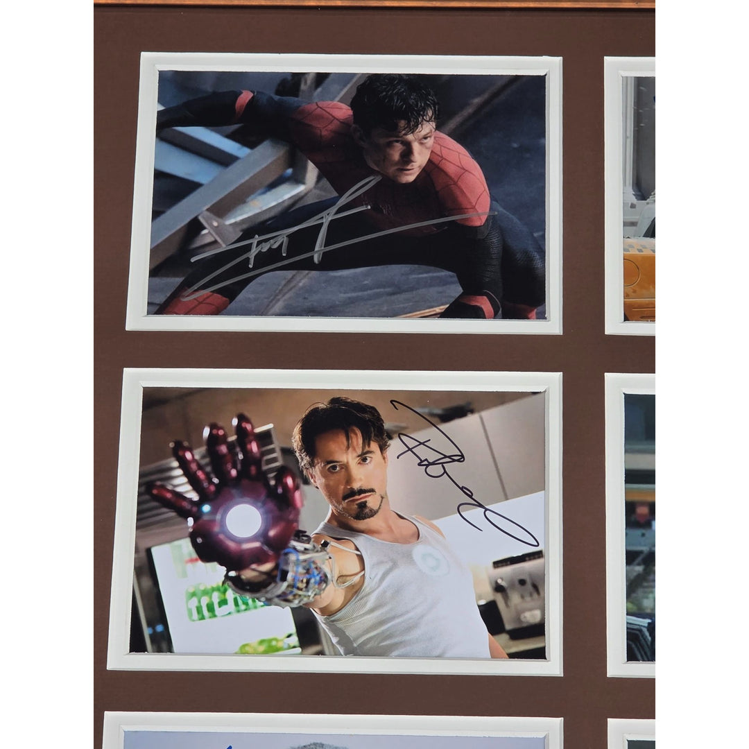 Avengers 5x7 photos Chris Evans Scarlett Johansson Robert Downey Jr. Stan Lee signed and framed.