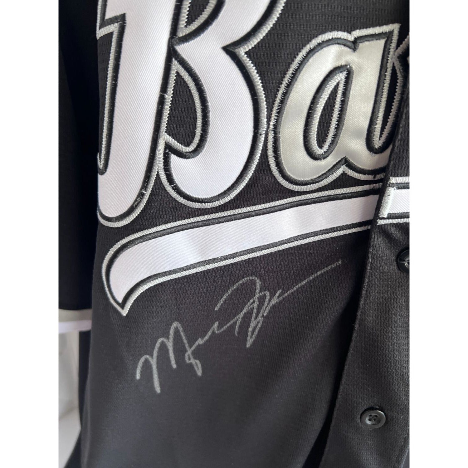 Michael Jordan Birmingham Barons signed jersey black with proof