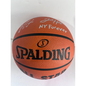 New York Knicks Jalen Brunson, Donte DiVincenzo, Tim Thibodeaux, Josh Hart, Spalding NBA Basketball full size signed with proof
