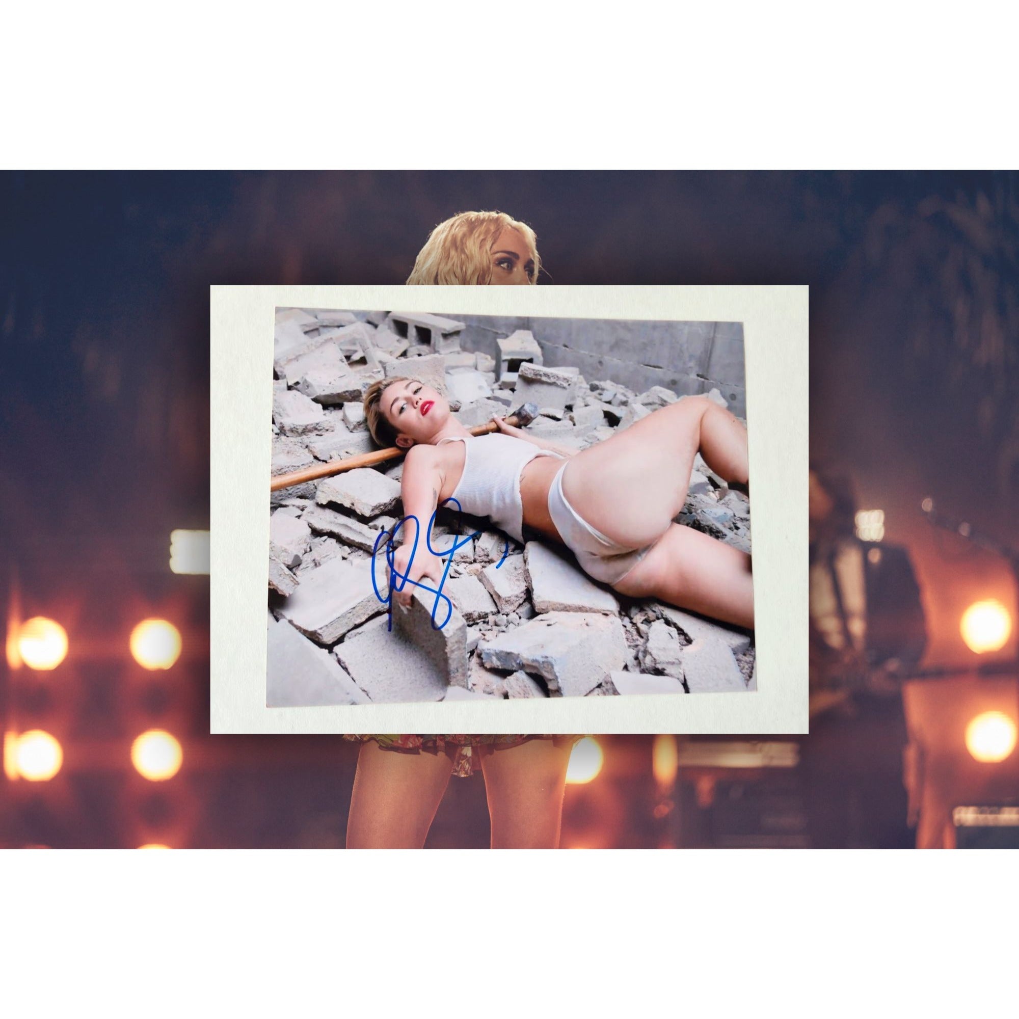 Miley Cyrus 8x10 photo signed with proof