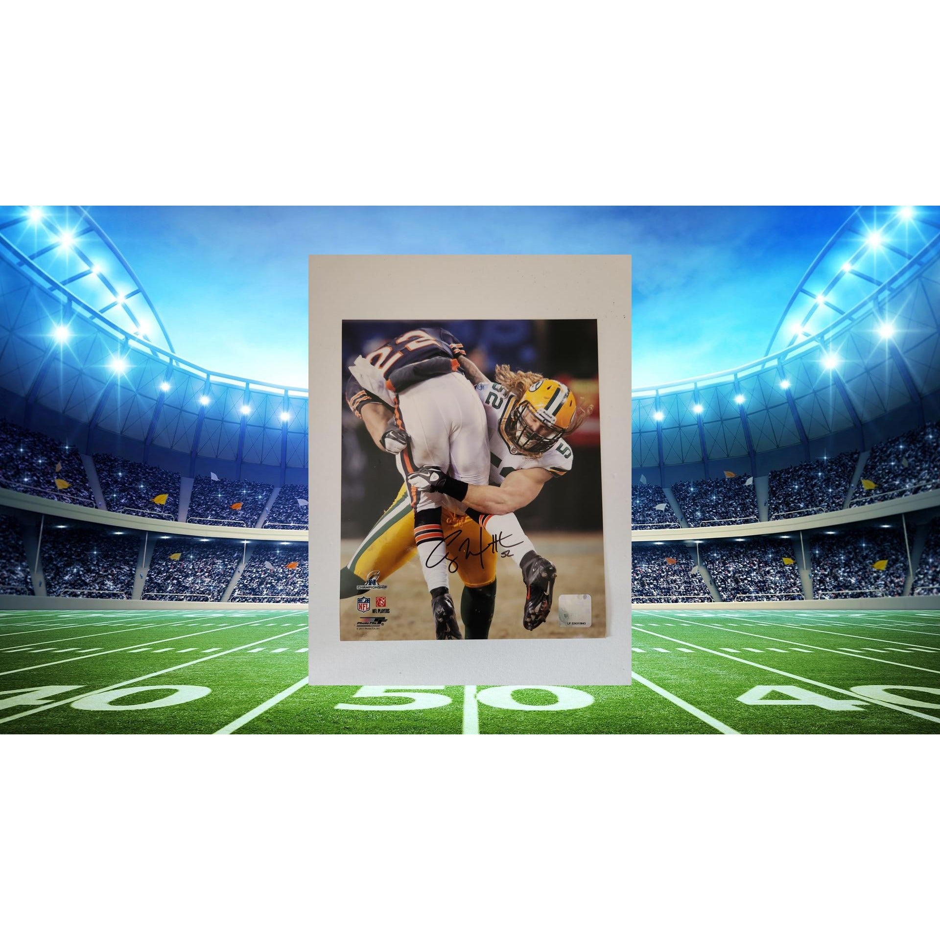 : Clay Matthews Green Bay Packers 2013 Action 8x10 photo :  Collectibles & Fine Art