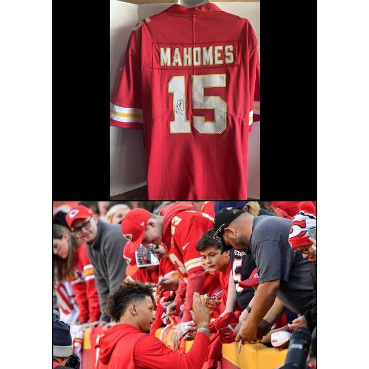 Patrick Mahomes Kansas City Chiefs game model jersey signed with proof