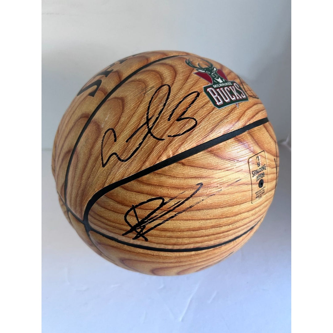 Milwaukee Bucks NBA champions team signed basketball with proof