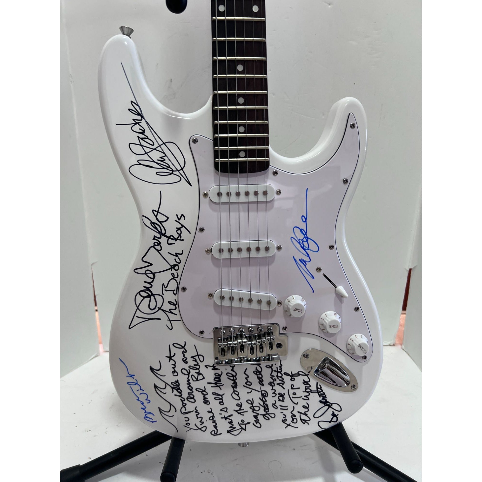 The Beach Boys Brian Wilson, Mike Love, Al Jardine, David Marks, Brian Johnston  guitar signed with proof