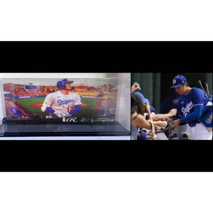 Shohei Ohtani full size Rawlings Major League Baseball Bat signed with proof and 36x18 acrilyc case