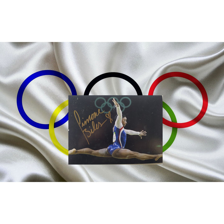 Simon Biles USA Olympic gold medal gymnast 5x7 photo signed with proof 