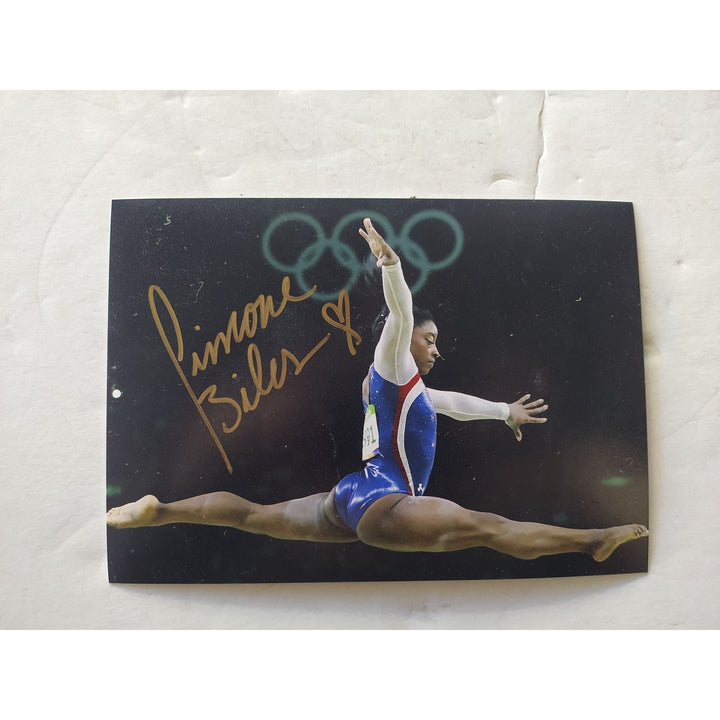 Simon Biles USA Olympic gold medal gymnast 5x7 photo signed with proof 