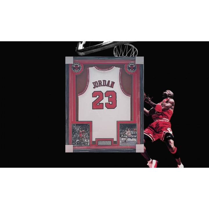 Michael Jordan Chicago Bulls game model jersey signed and framed with proof