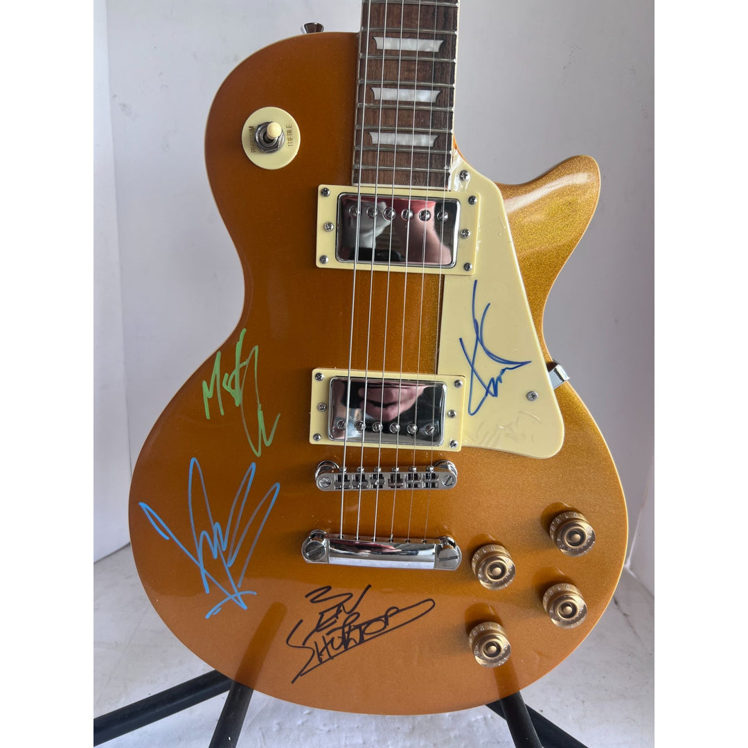 Chris Cornell Soundgarden band gold Les Paul electric guitar signed with proof