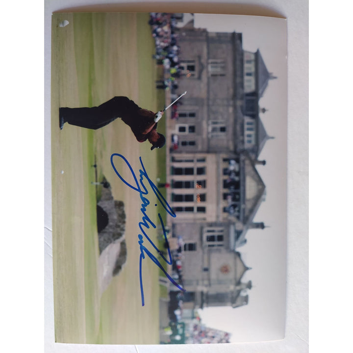 Tiger Woods 5x7 photo signed with proof