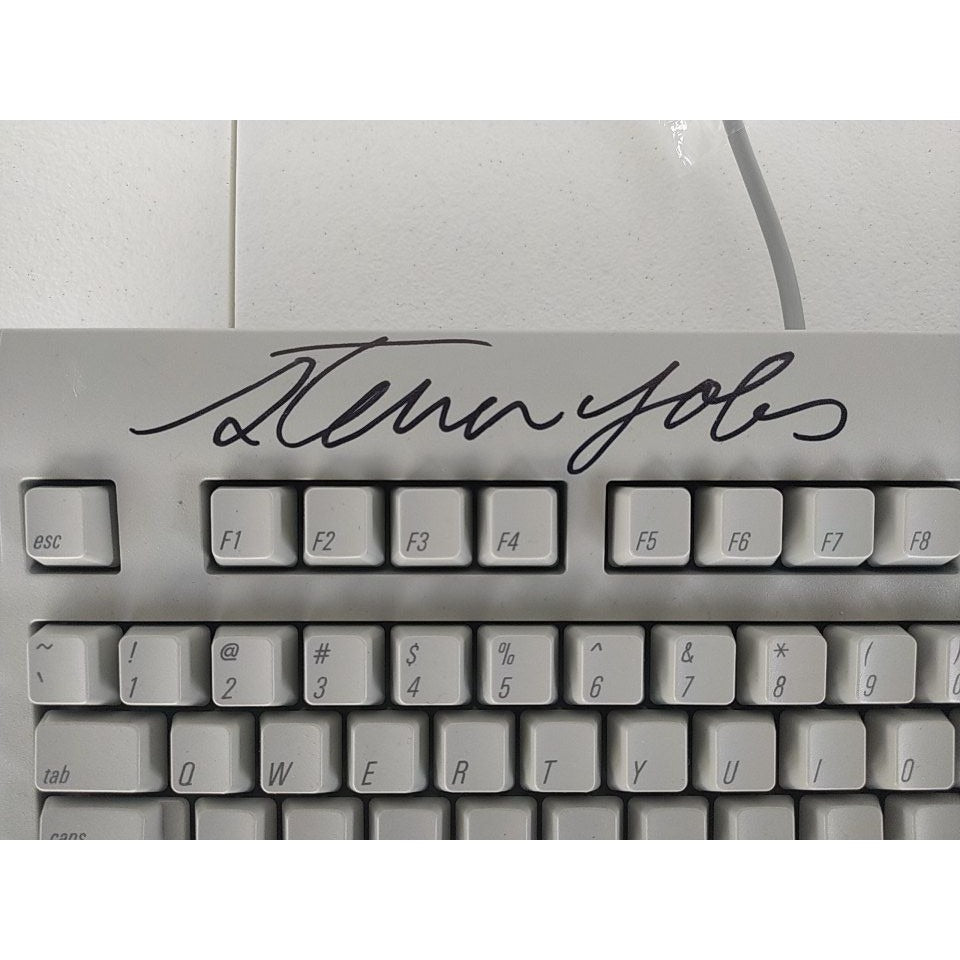 Steve Jobs "I love manufacturing" signed with inscription vintage Apple Keyboard signed with proof Awesome Artifacts