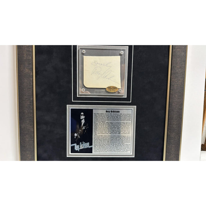 Roy Orbison vintage autograph book page signed with proof and museum quality frame 
