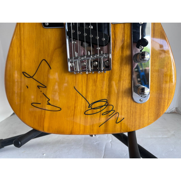 David grohl Taylor Hawkins the Foo Fighters Telecaster electric guitar signed with proof