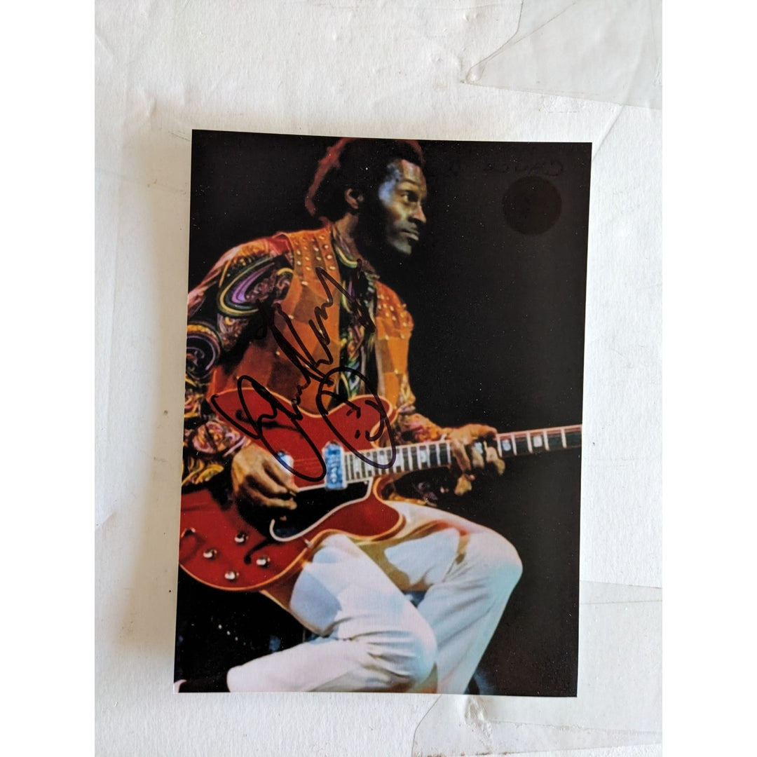Chuck Berry 5x7 photo signed with proof