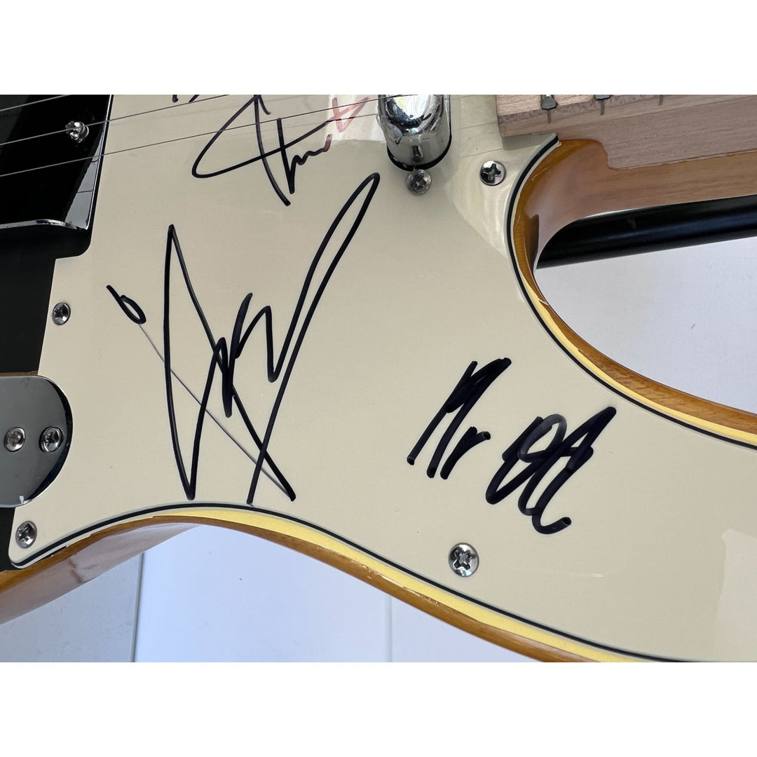 Soundgarden Chris Cornell, Ben Shepherd, Matt Cameron, Kim Thayil electric guitar signed with proof.