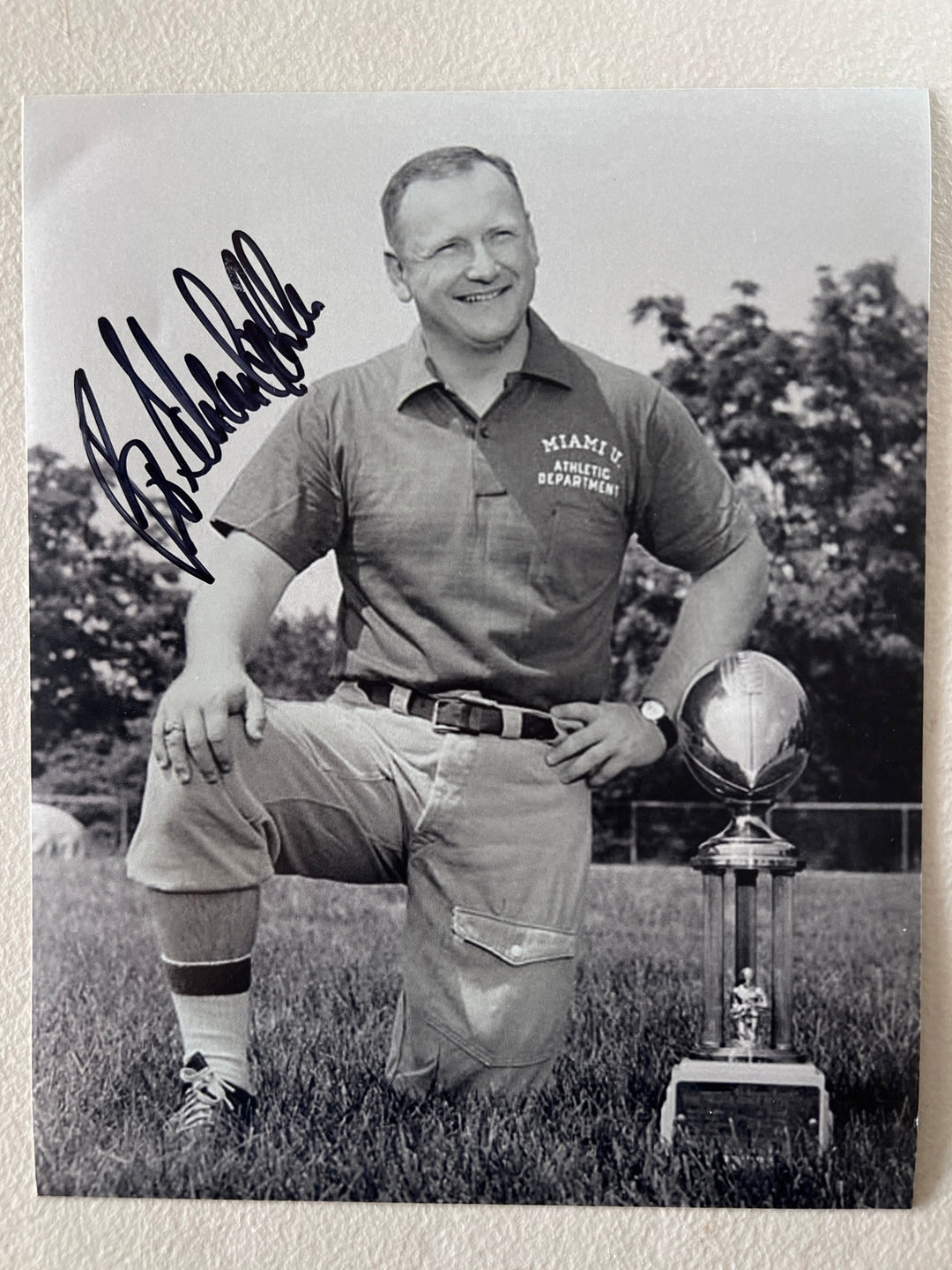 Bo Schembechler University of Michigan 8x10 photo signed