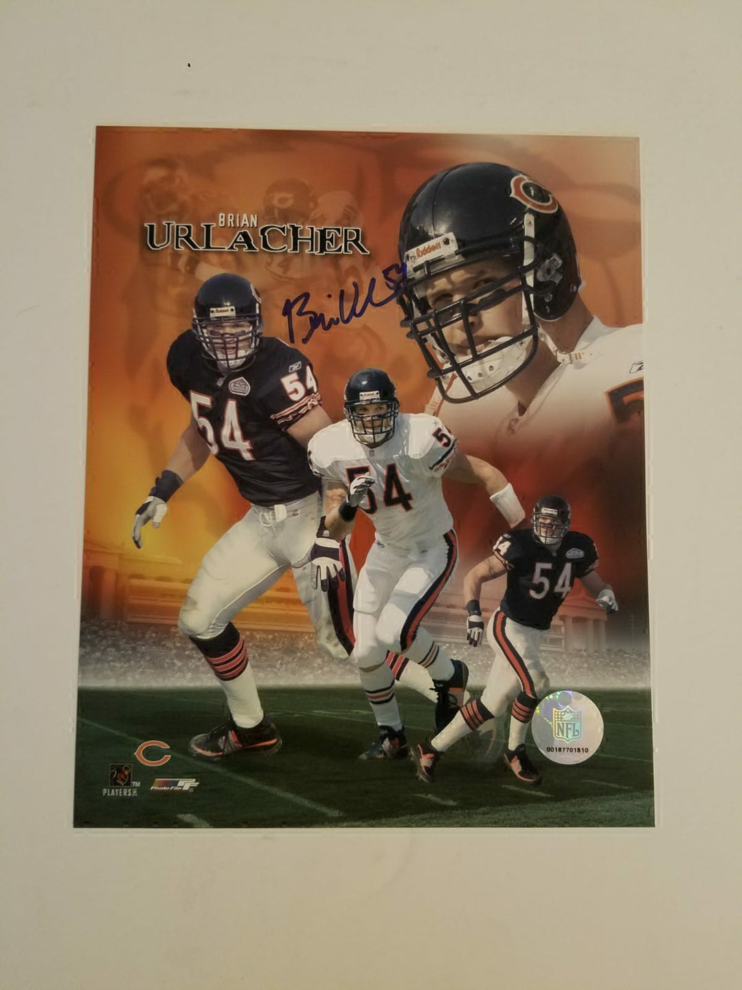 Brian Urlacher Chicago Bears 8x10 photo signed with proof