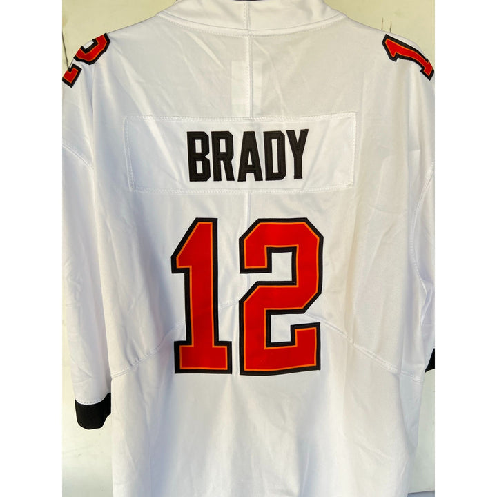 Tampa Bay Buccaneers Tom Brady, Rob Gronkowski, Bruce Arians, 2020-21 Super Bowl LIX champs team signed XXL jersey with proof