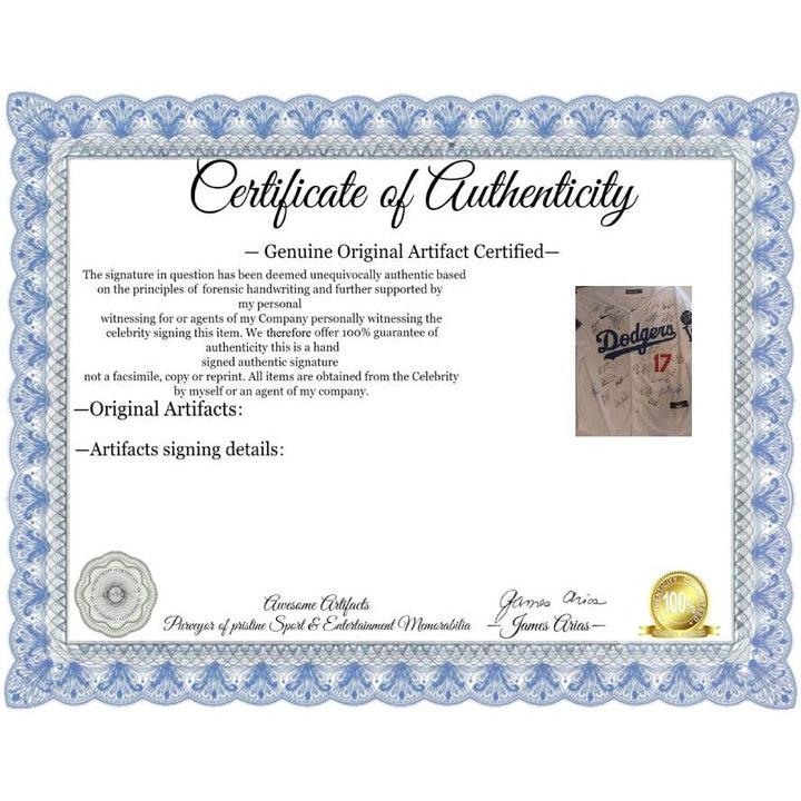 Los Angeles Dodgers Shohei Ohtani Freddie Freeman Mookie Betts 2025 team signed jersey with proof.