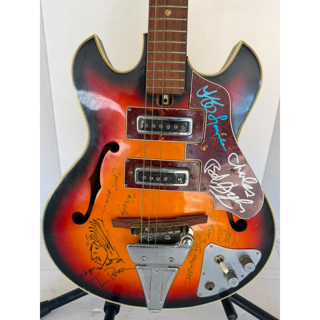 Roy Orbison George Harrison Tom Petty Bob Dylan Jeff Lynne The Traveling Wilburys Kingston Semi Hollowbody 1960's Vintage Burst Electric Gui.