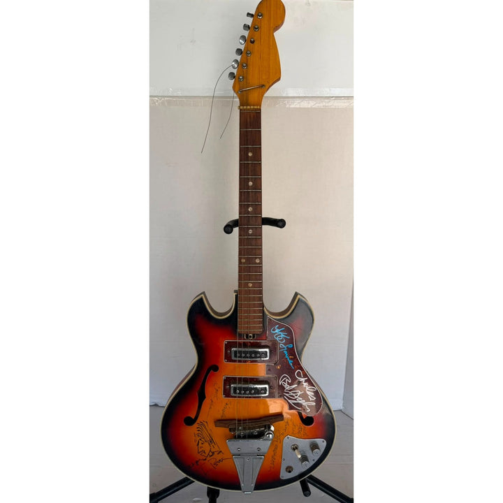 Roy Orbison George Harrison Tom Petty Bob Dylan Jeff Lynne The Traveling Wilburys Kingston Semi Hollowbody 1960's Vintage Burst Electric Gui.
