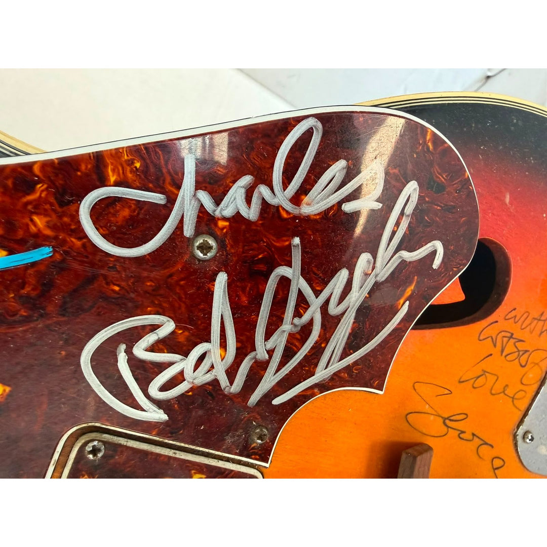 Roy Orbison George Harrison Tom Petty Bob Dylan Jeff Lynne The Traveling Wilburys Kingston Semi Hollowbody 1960's Vintage Burst Electric Gui.