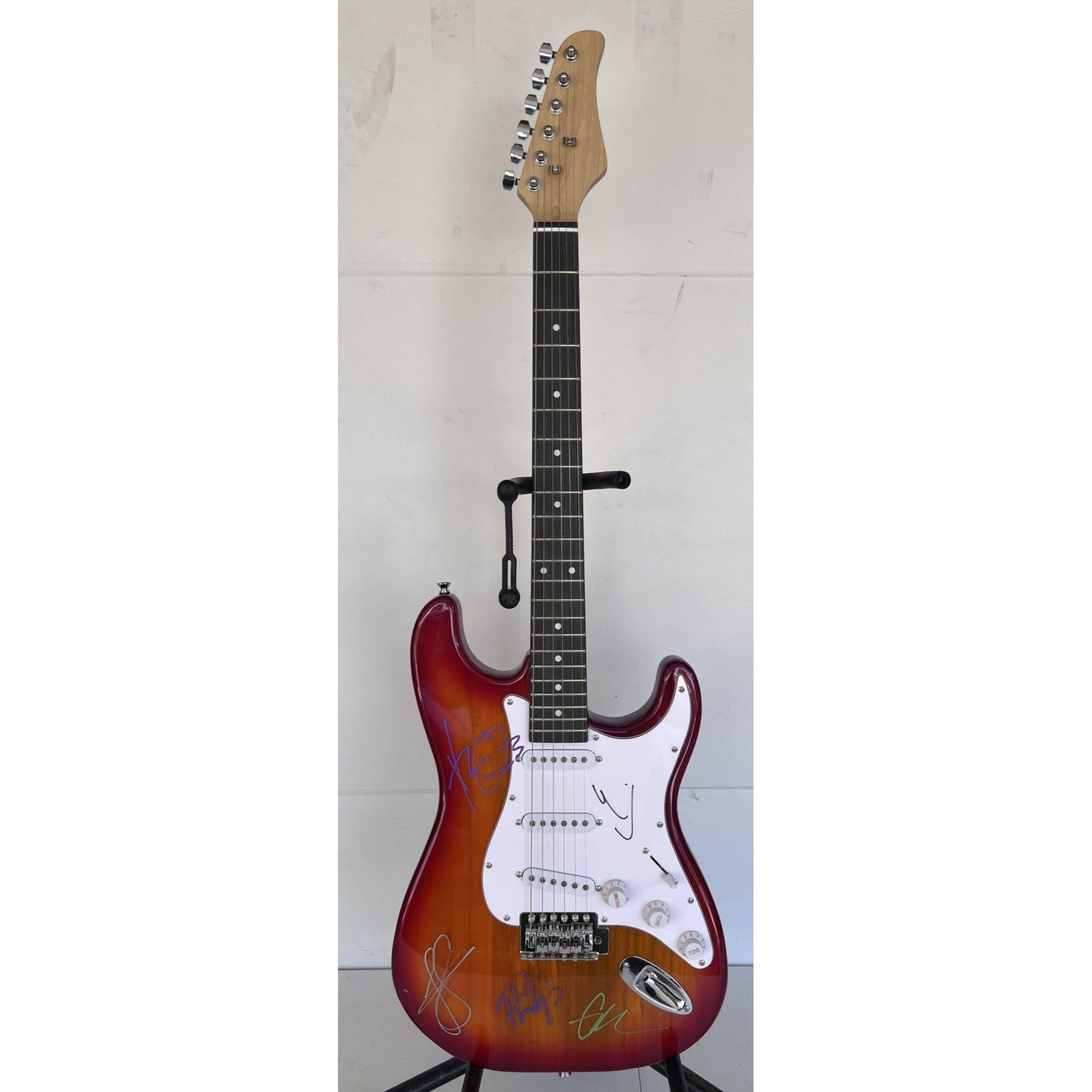 Thom Yorke Radiohead electric guitar signed with proof | Awesome