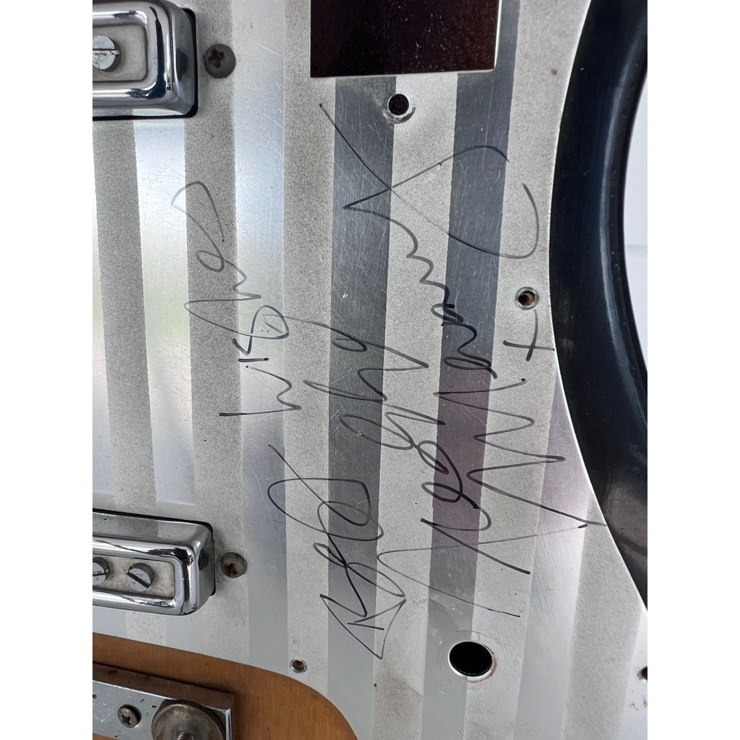 Freddie Mercury Brian May, Roger Taylor, John Deacon Queen vintage guitar signed with proof.