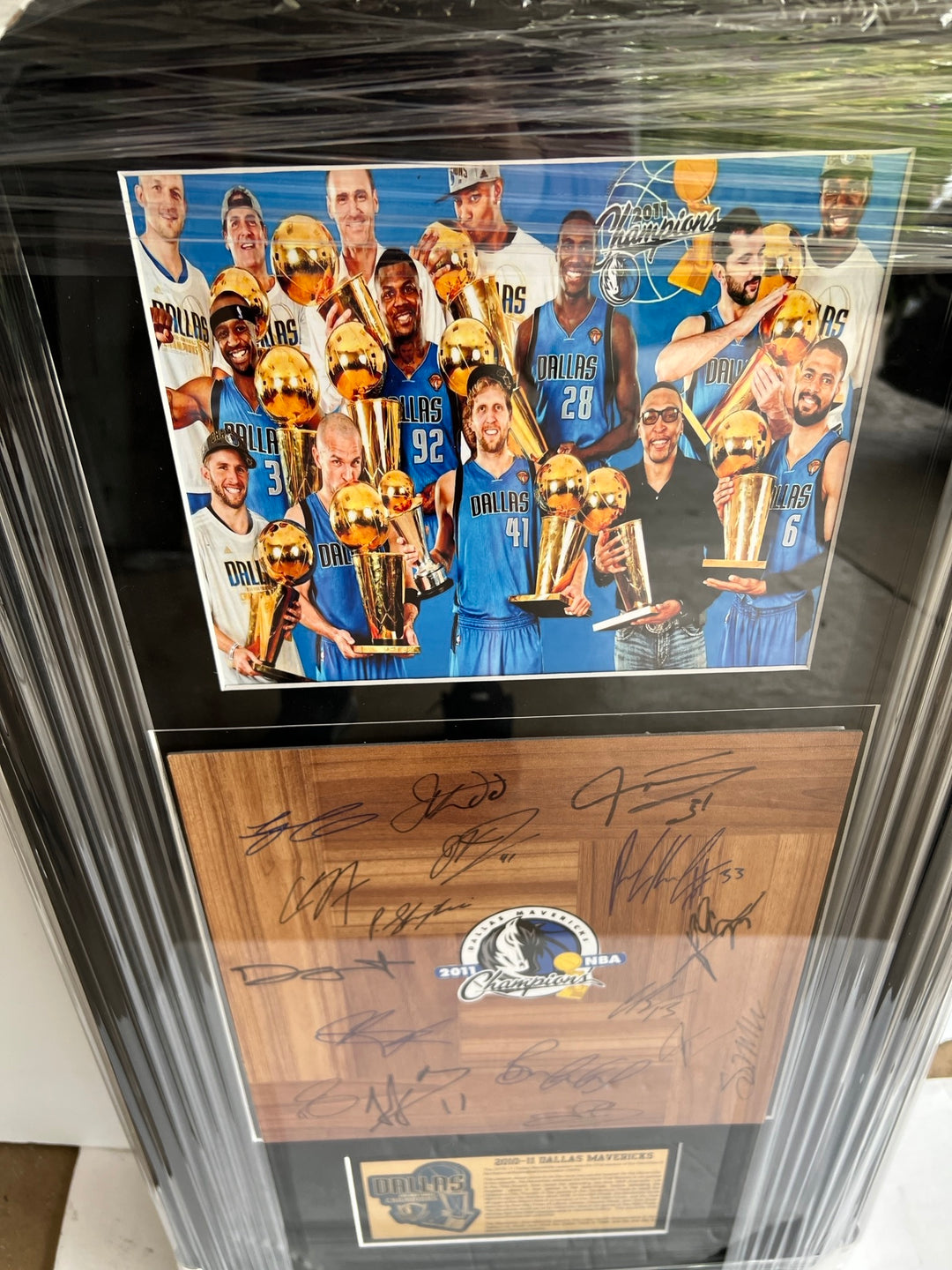 Dallas Mavericks Dirk Nowitzki, Jason Kidd 2010-11 NBA champions Team parquet floor board signed & framed 32x18in with proof