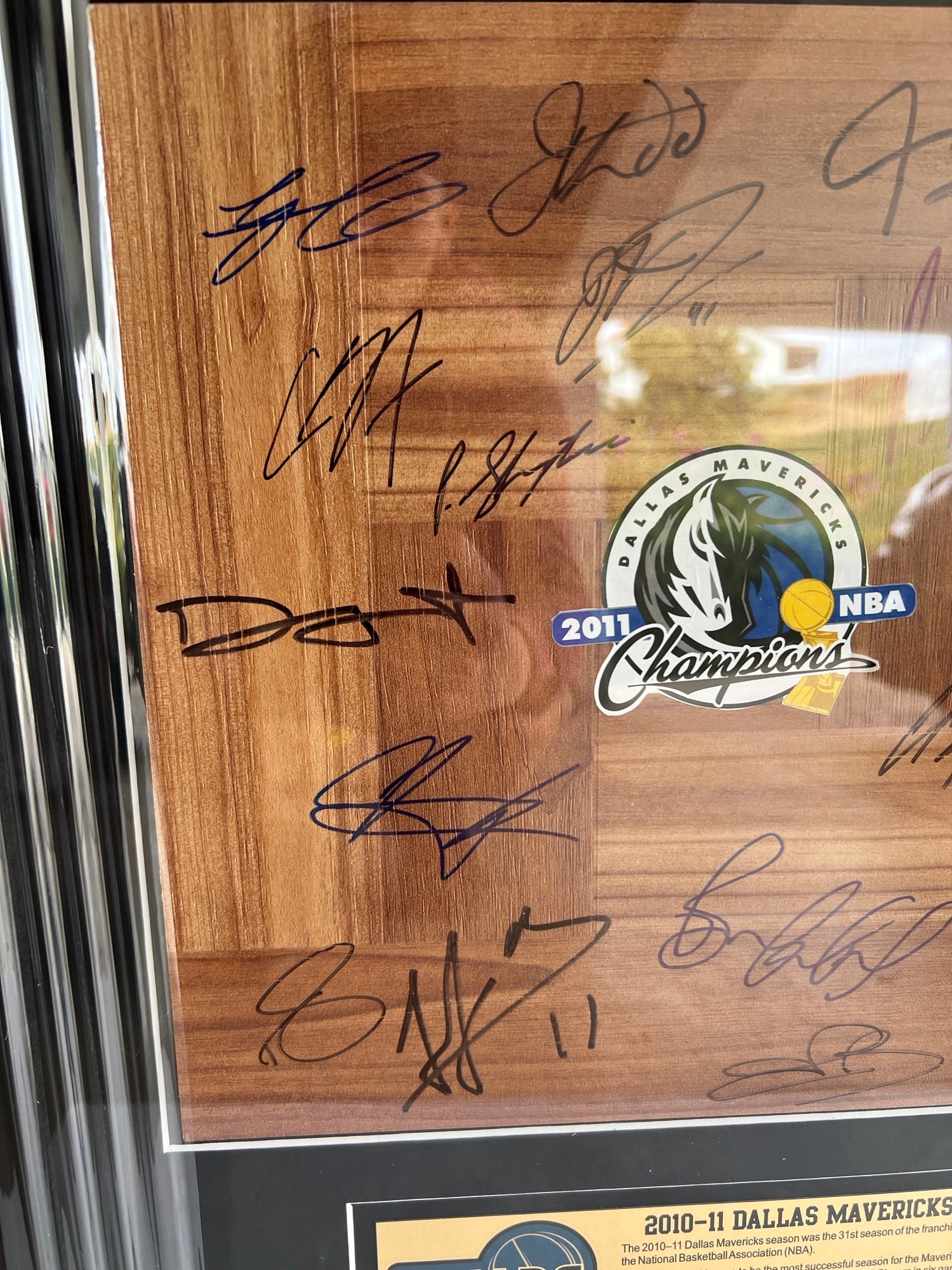 Dallas Mavericks Dirk Nowitzki, Jason Kidd 2010-11 NBA champions Team parquet floor board signed & framed 32x18in with proof